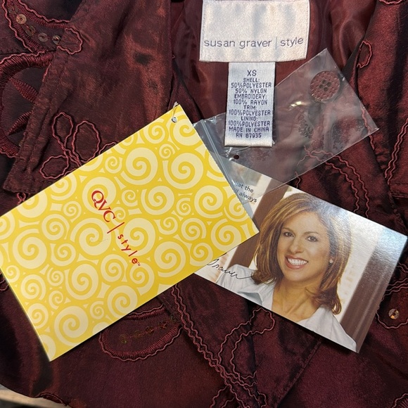 Susan Graver Style Women’s XS  Burgundy Embroidered Sequins Button Up Blazer - Picture 7 of 7